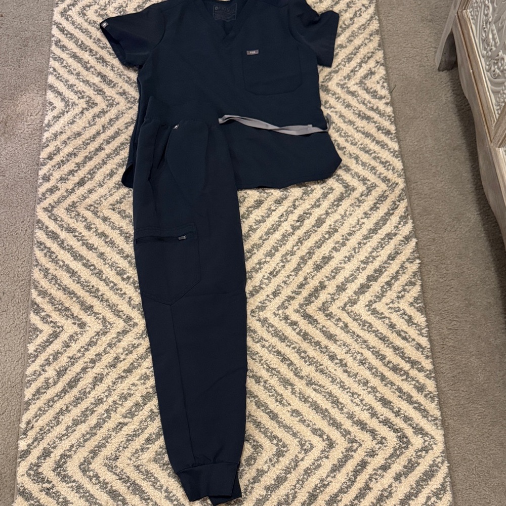 Women's High Waisted Figs Scrubs Set Sz Small